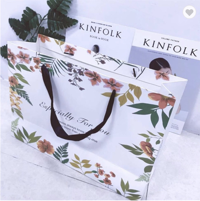 Ein guter Preis. Matt-Laminate Gusset Papiertüte Verpackung Kunstpapier Luxus-Geschenktüten mit Blumen Online