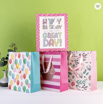 Ein guter Preis. Schnürstange Mitnahme Dankeschön Papiertüte Verpackung Wiederverwertbare Weihnachtsgeschenktüten Online